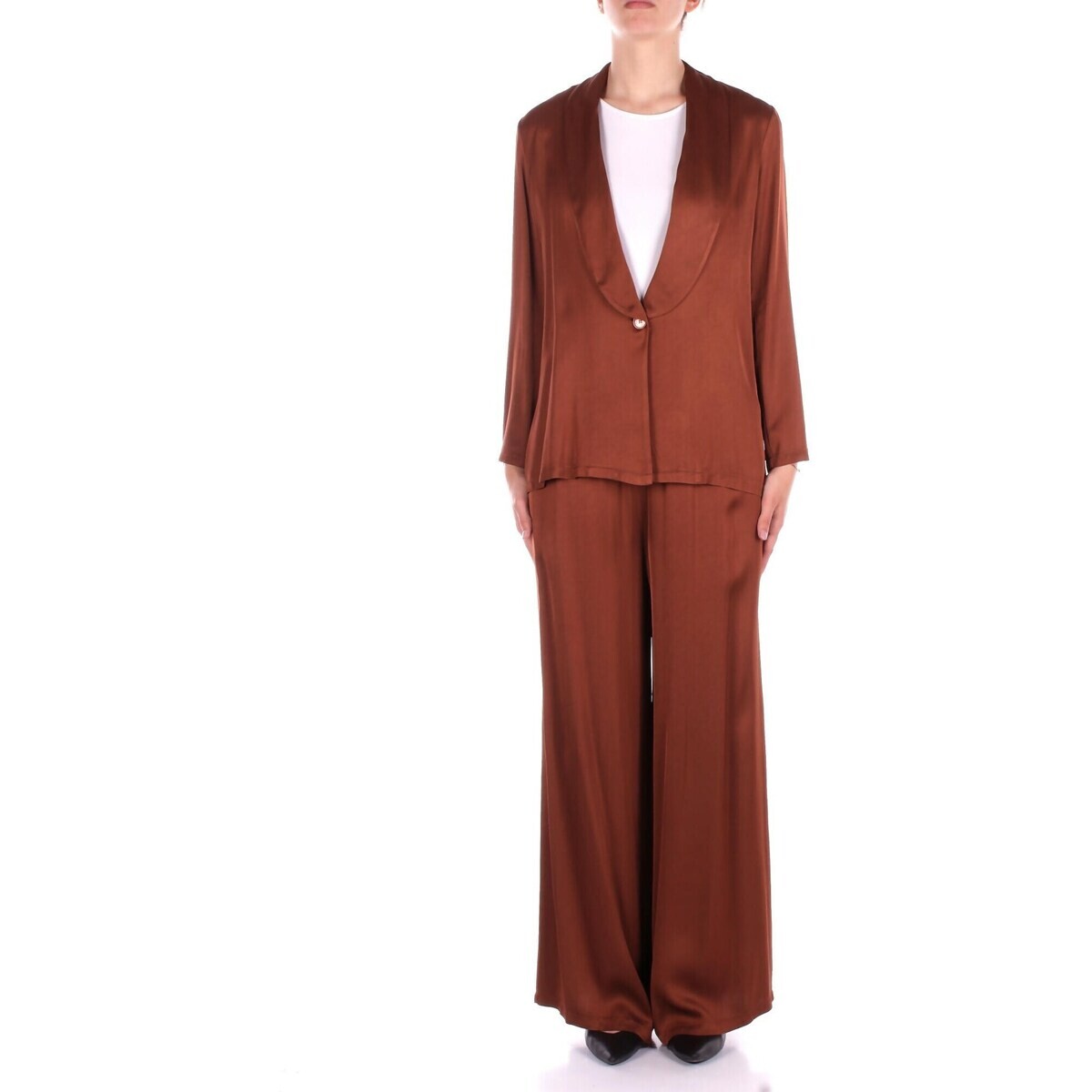 Manila Grace  G049VU  ruznobarevne