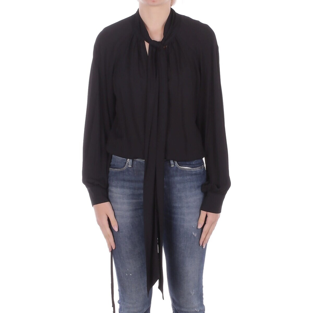 Manila Grace  C182VU  Černá