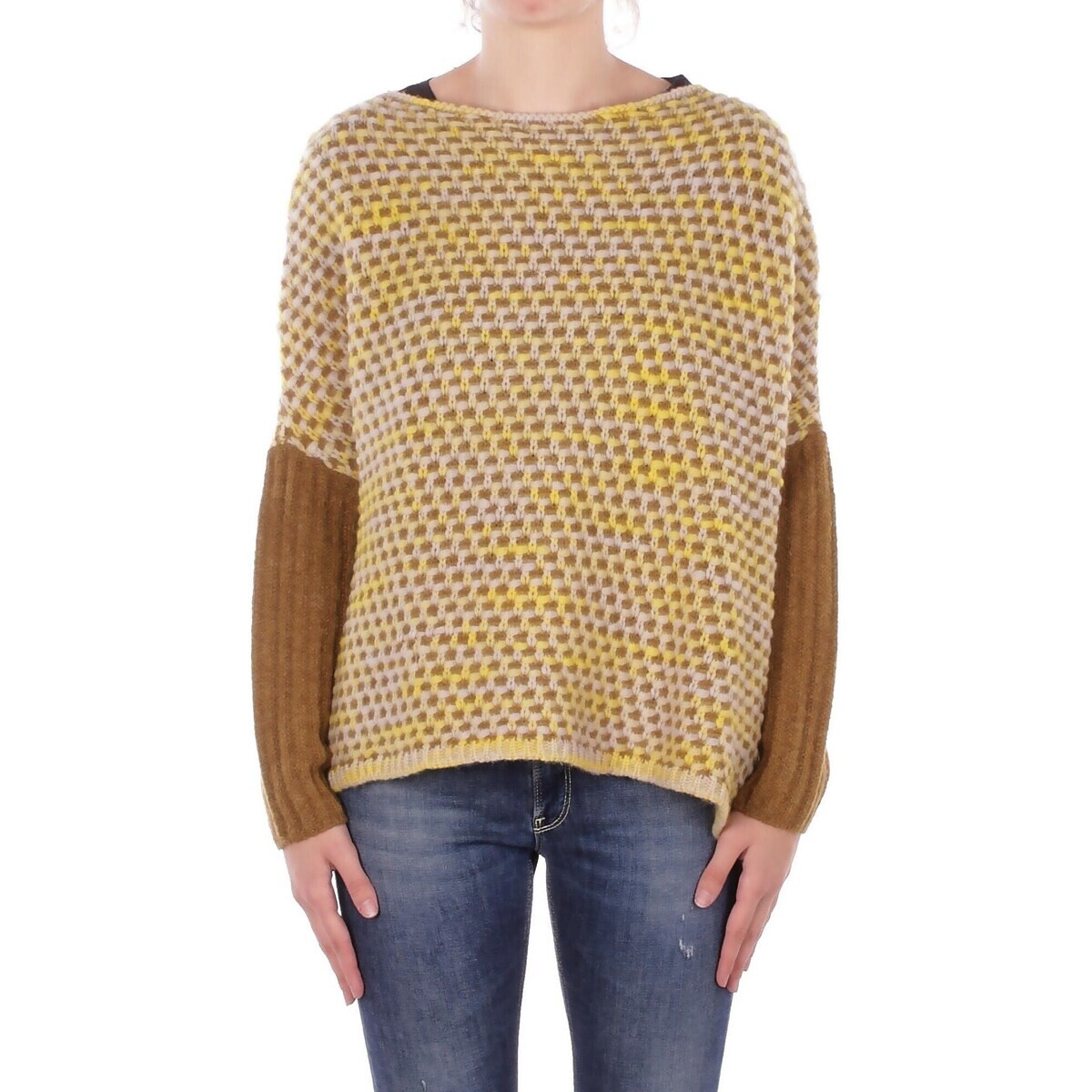 Manila Grace  M416WO  ruznobarevne