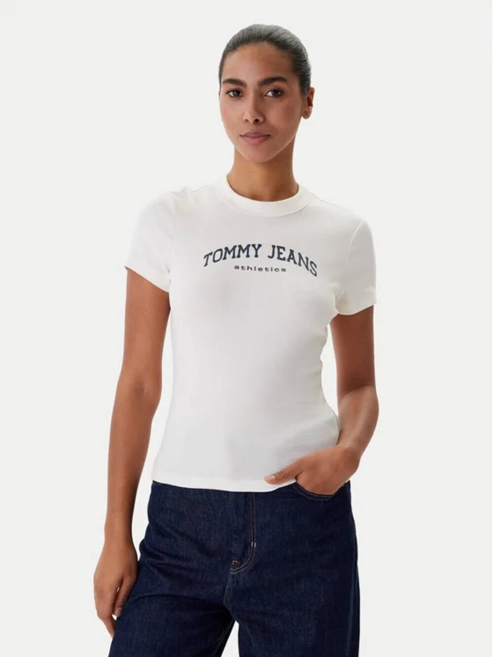Tommy Jeans dámské krémové tričko DW0DW22302YBH S