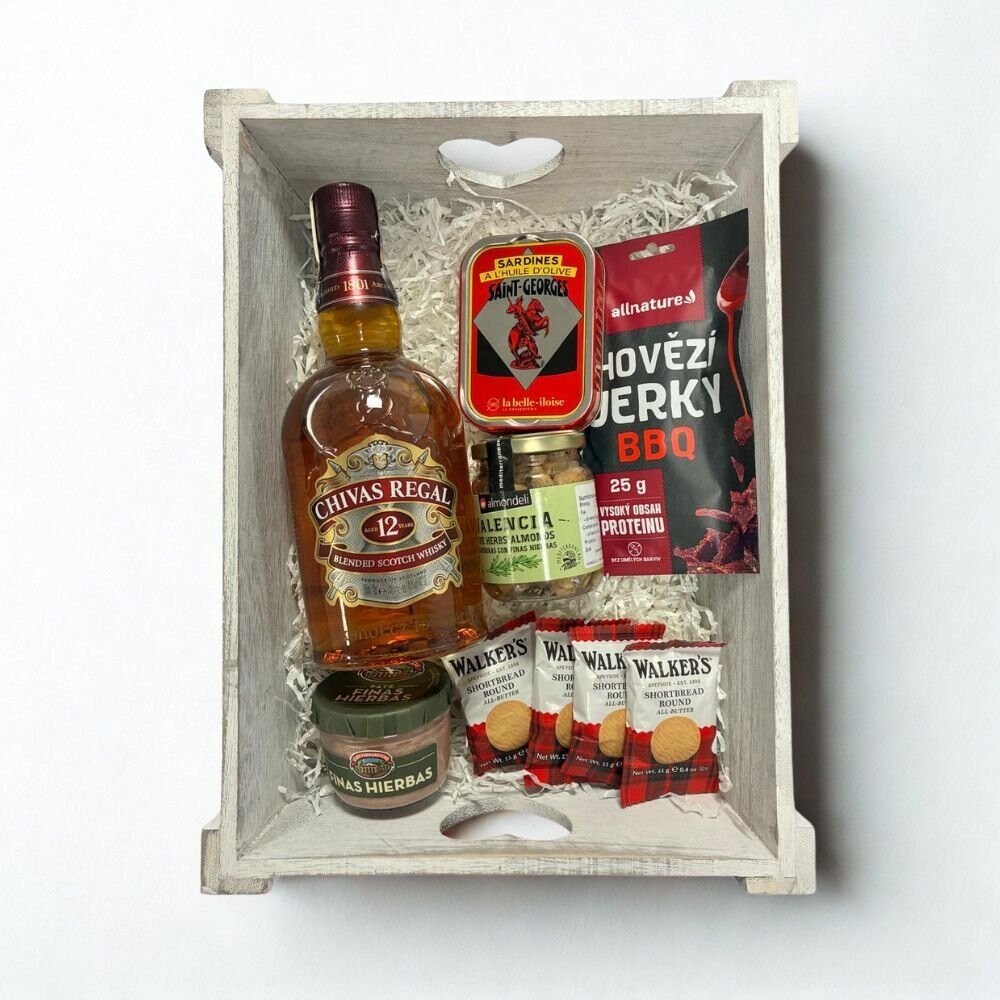 Dárkový Dřevěný Podnos s Alkoholem - Chivas Regal 0,7l 40%