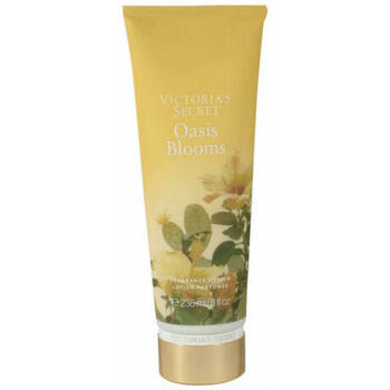Victoria's Secret  Victoria's Secret Oasis Blooms Body Lotion 236ml  ruznobarevne