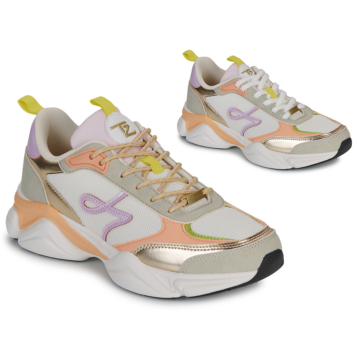 Les Tropeziennes par M.Belarbi  ARYA  ruznobarevne