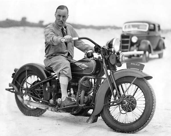 BRIDGEMAN IMAGES Plakát, Obraz - Malcolm Campbell On A Harley, 40 × 30 cm