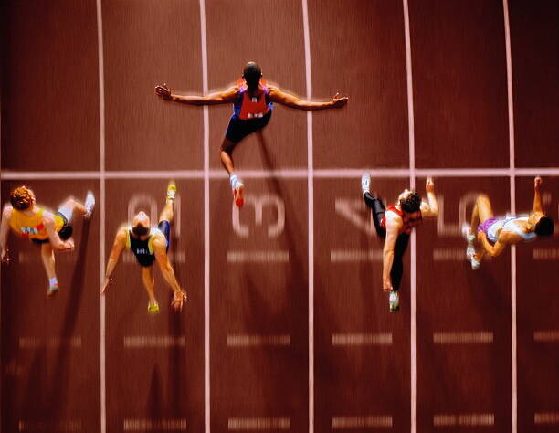 Alan Thornton Plakát, Obraz - Athletes in race crossing finishing line,, Alan Thornton, 40 × 30 cm