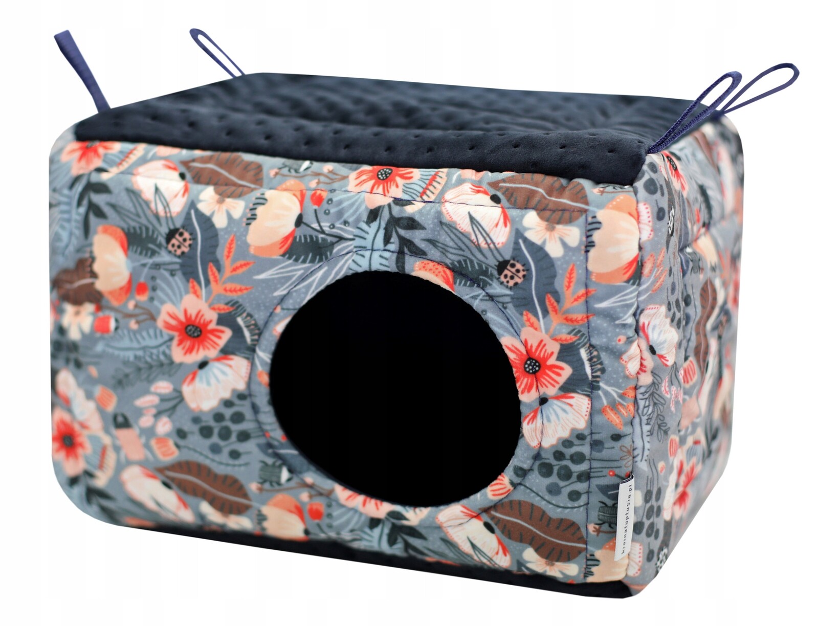 Široký Domek S Jedním Vchodem, Svatojánská Noc Pro Hlodavce Prasátka