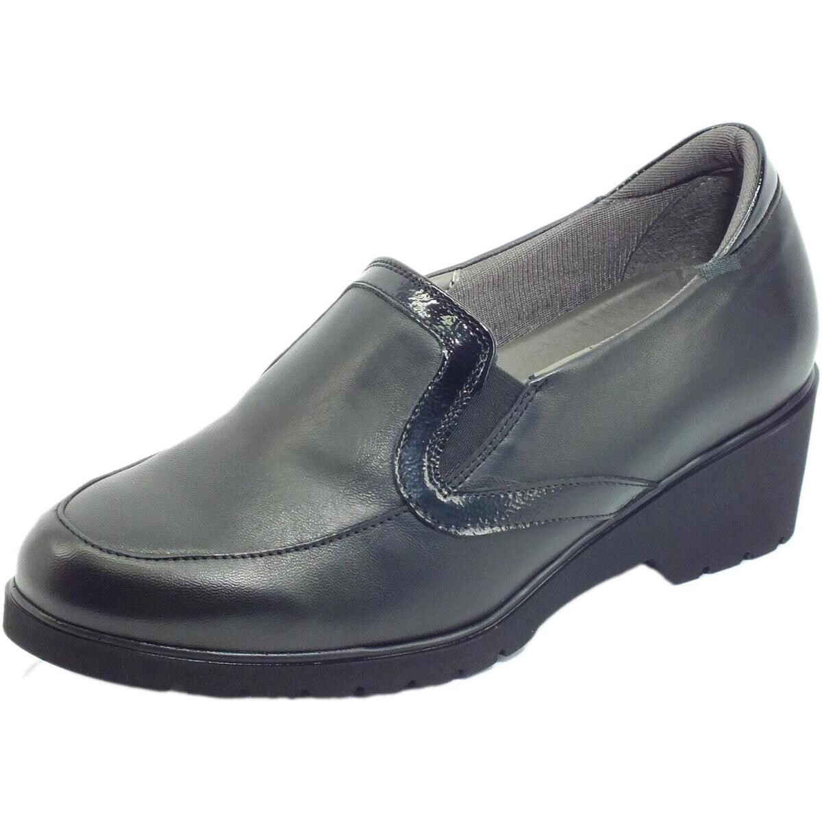 Melluso  R35727 Martina  Černá