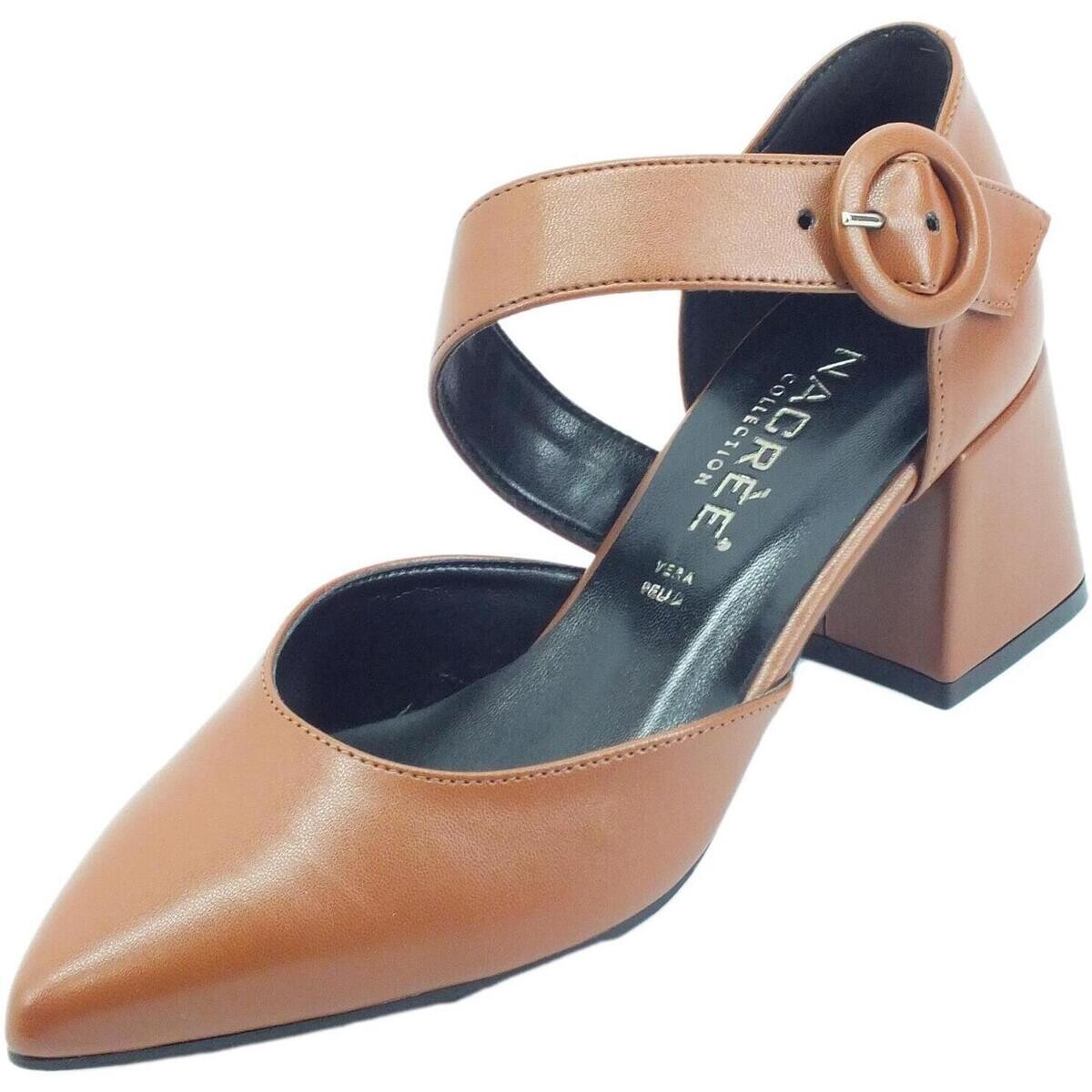 Nacree  145M018 Vit  Hnědá