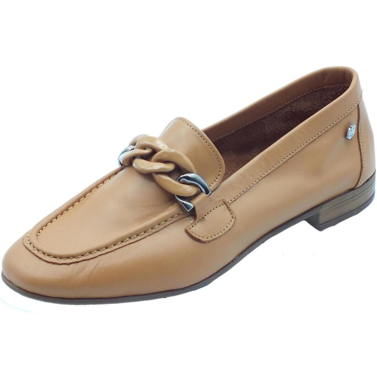 Carmela  160737 Z.Piel  Hnědá