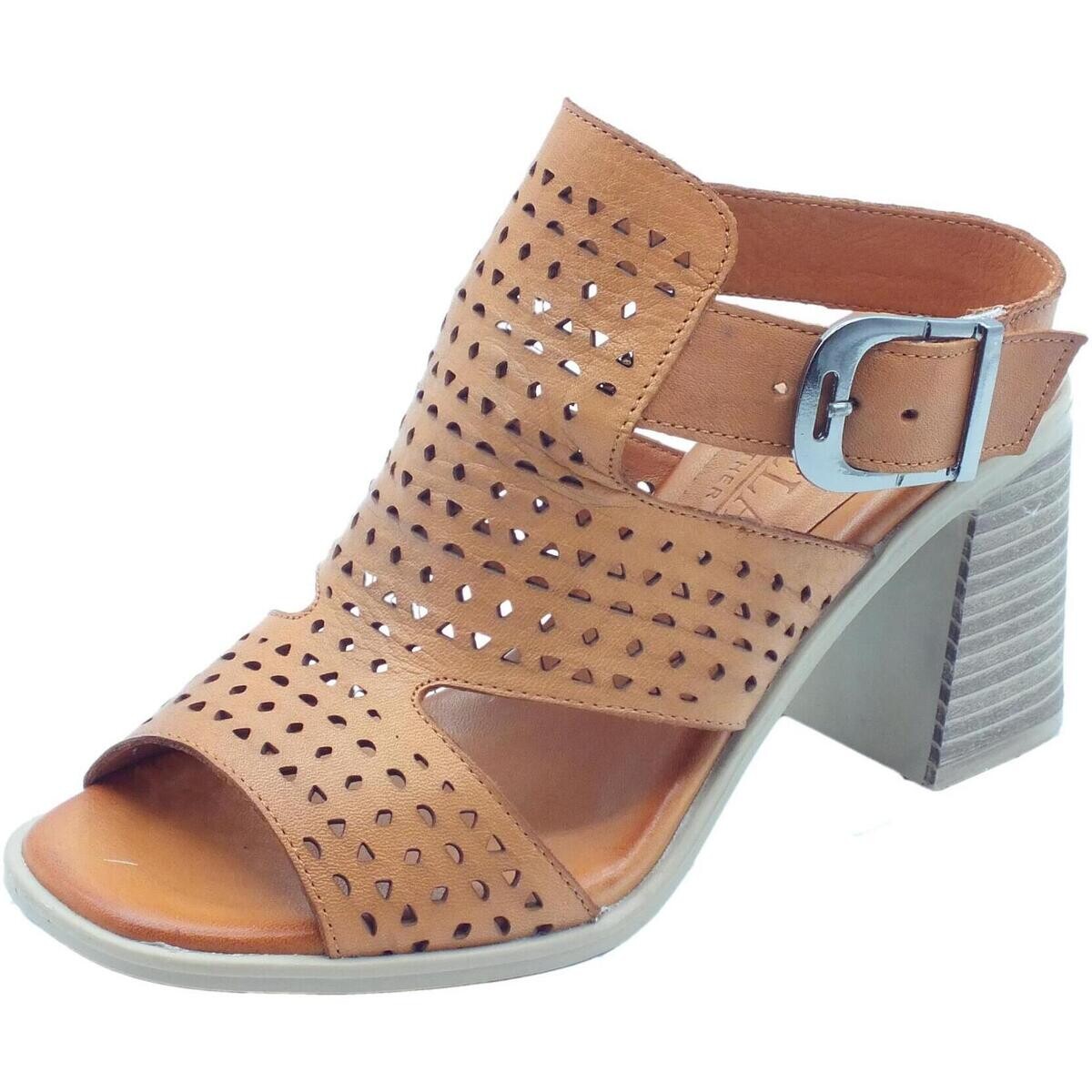 Carmela  160649 BN. Piel  Hnědá