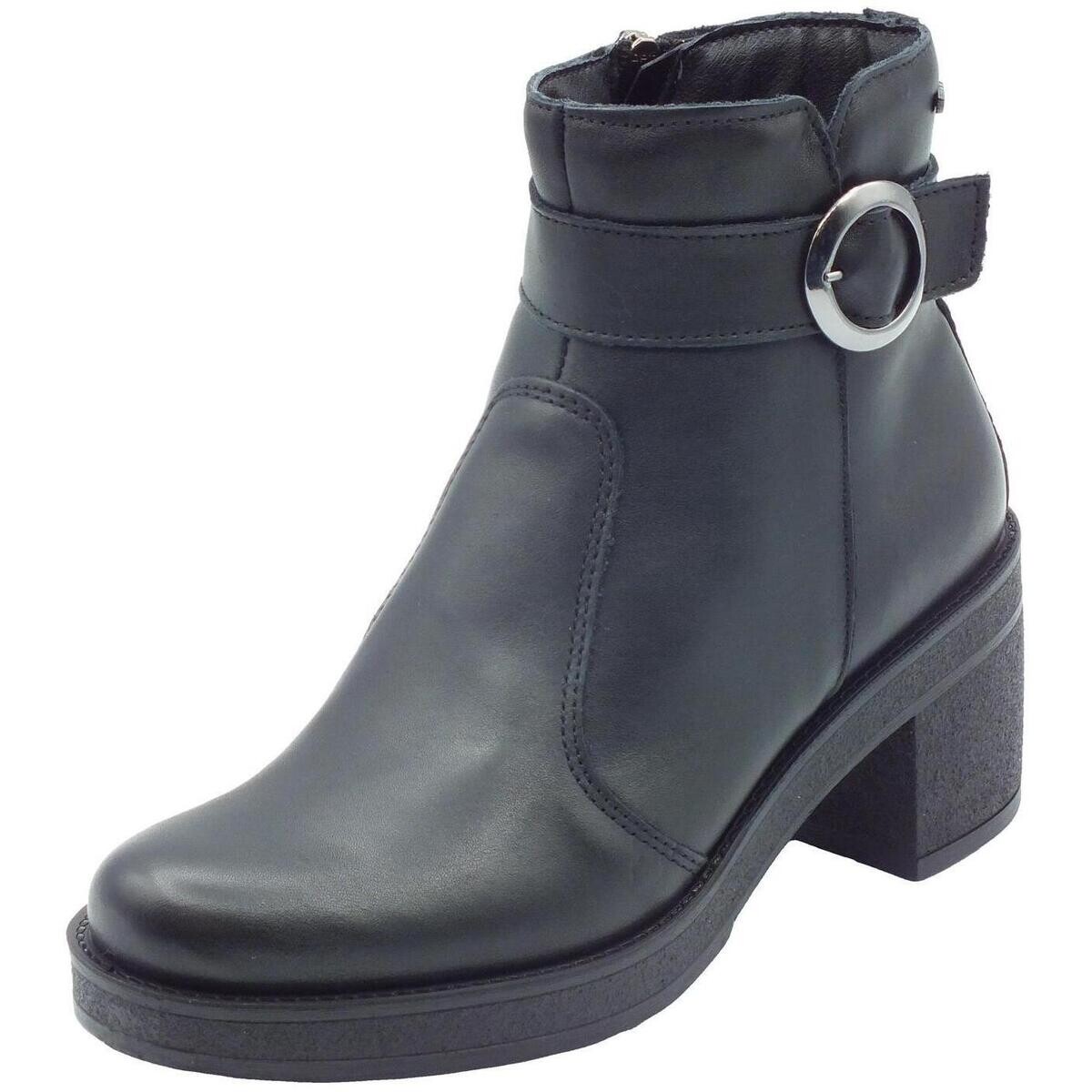 IgI&CO  6660300 Nappa Soft  Černá