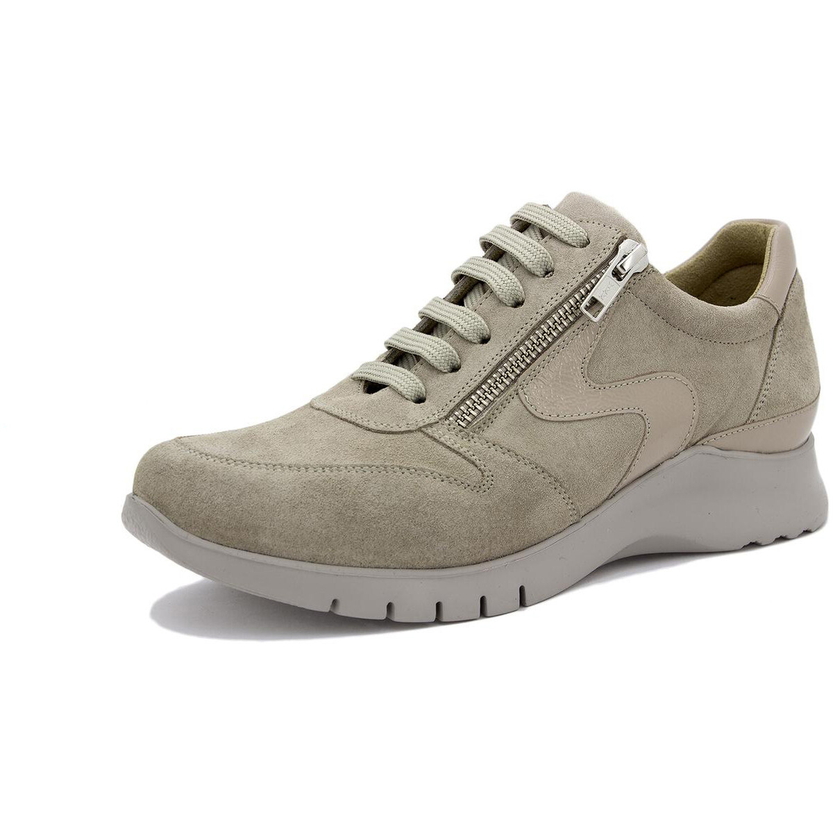 Piesanto  255705  Hnědá