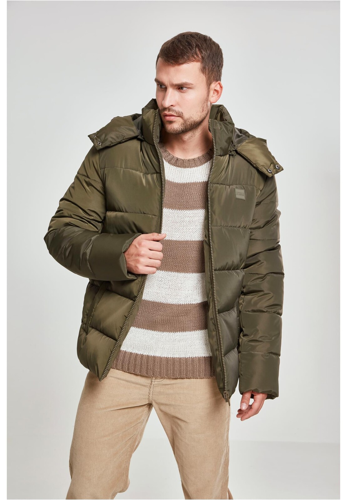 Puffer bunda s kapucí, tmavá oliva