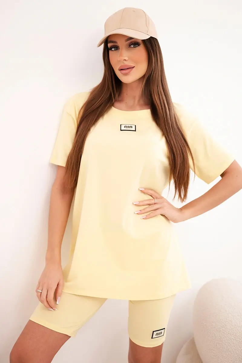 Žlutý dámský teplákový komplet s krátkými rukávy