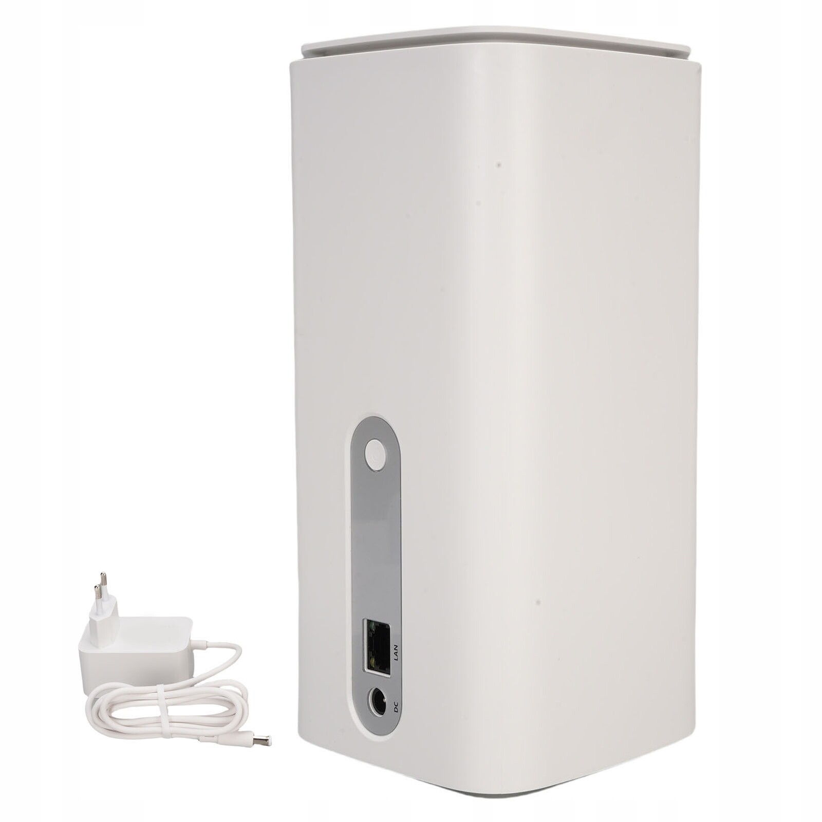 5G Cpe Router s rychlým dual band připojením přes Sim kartu až 4,67 Gbps