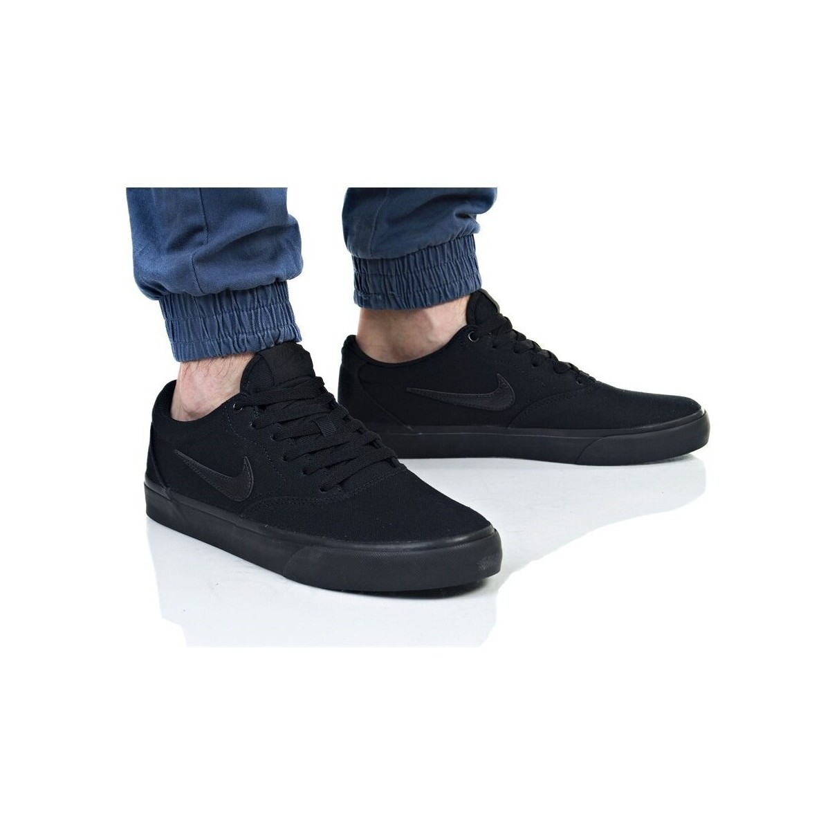 Nike  SB Charge Slr  Černá