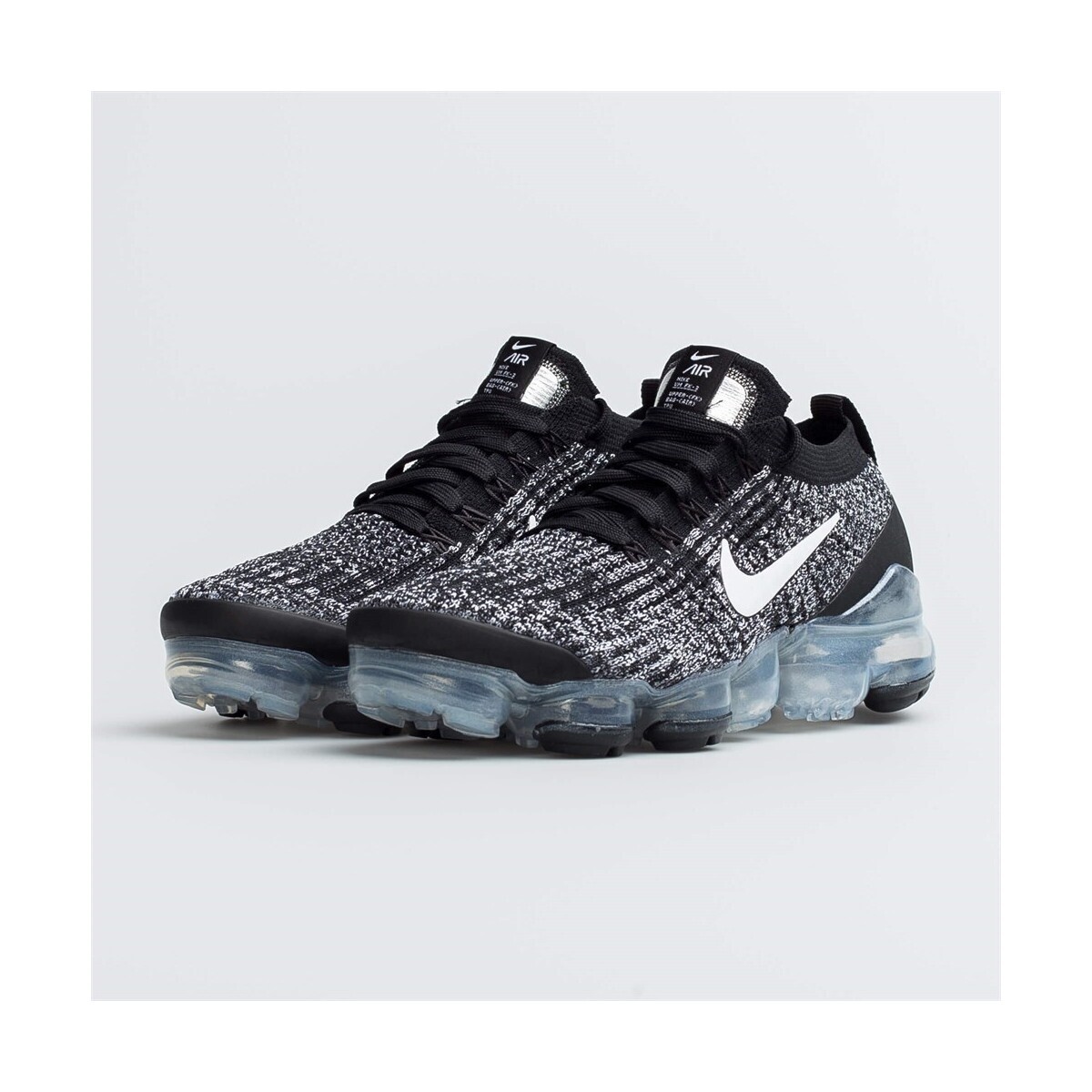 Nike  Wmns Air Vapormax Flyknit 3  ruznobarevne