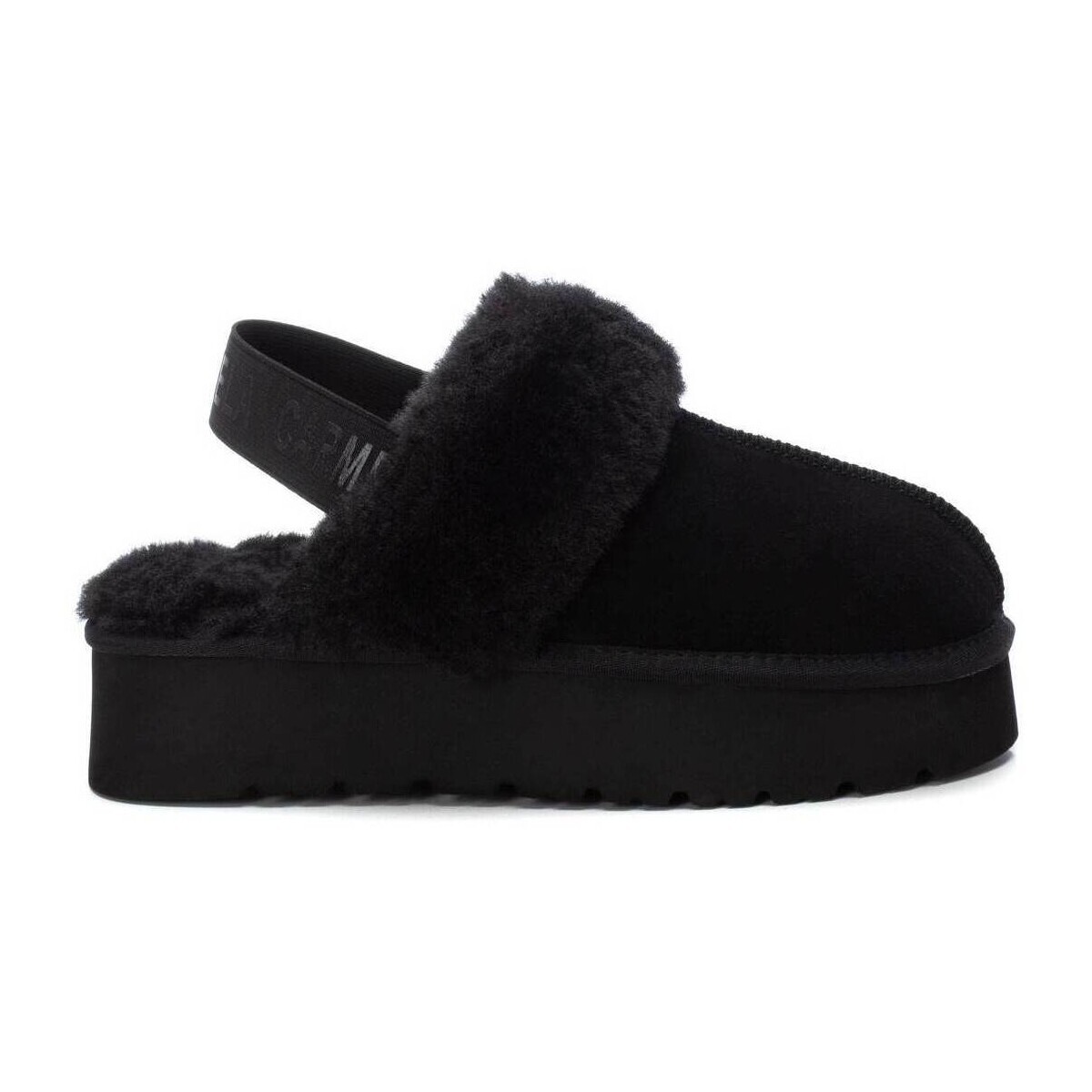 Carmela  16200803  Černá