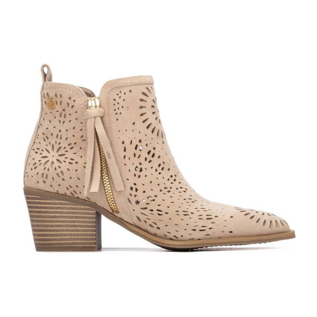 Xti  14532702  Hnědá