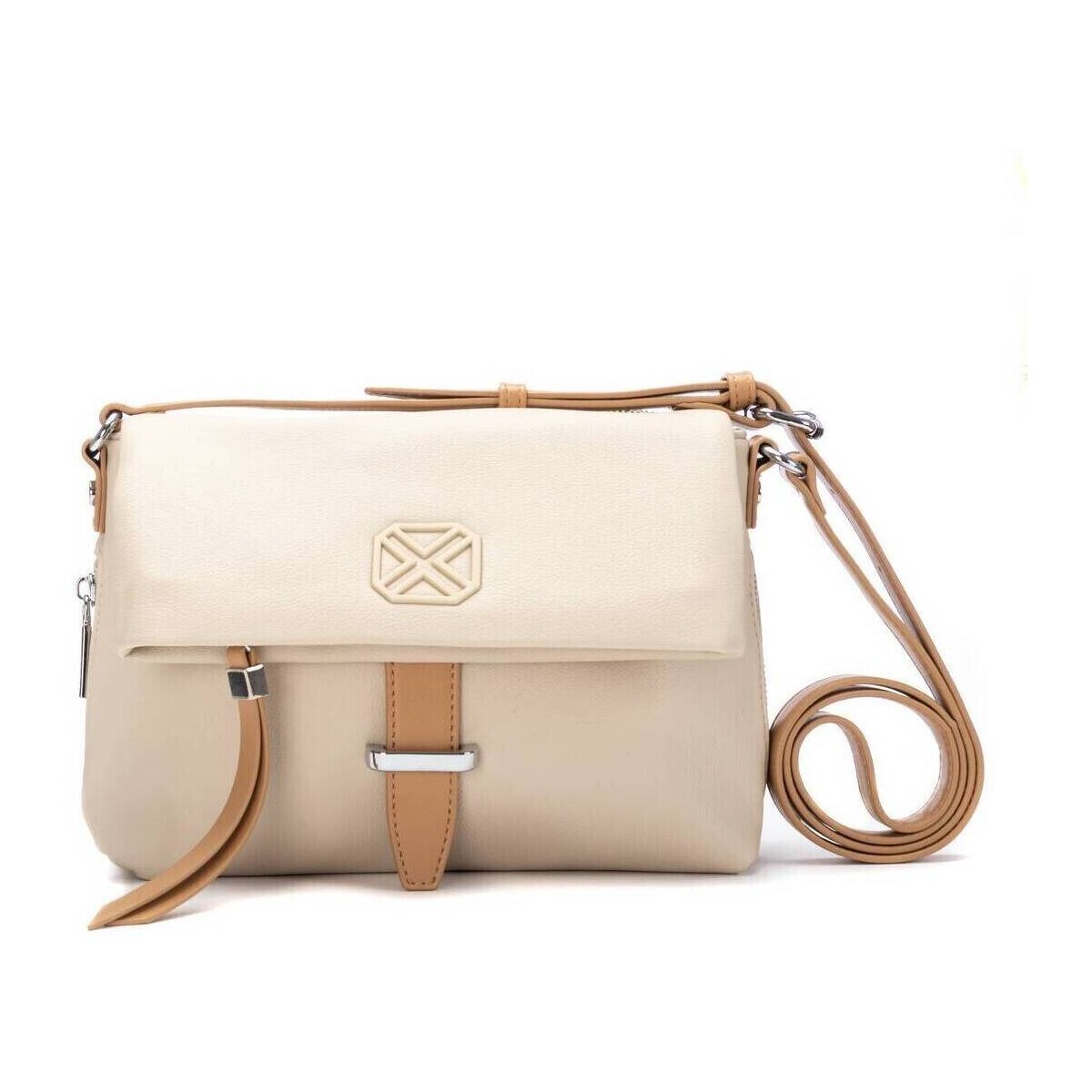 Xti  18454701  Hnědá