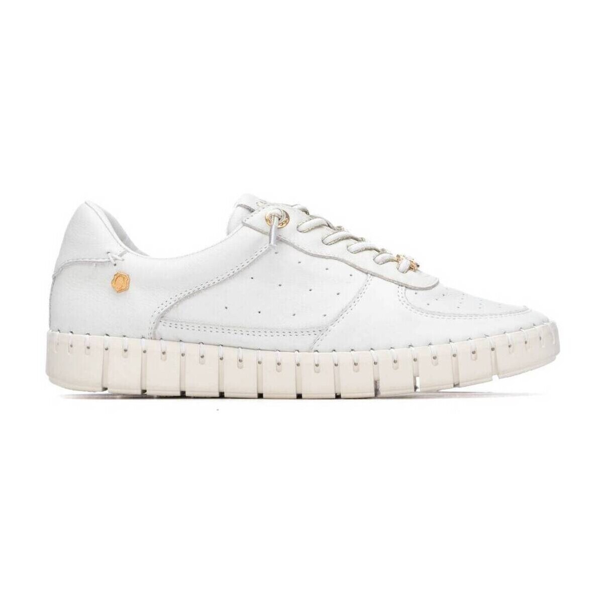 Carmela  16310207  Bílá