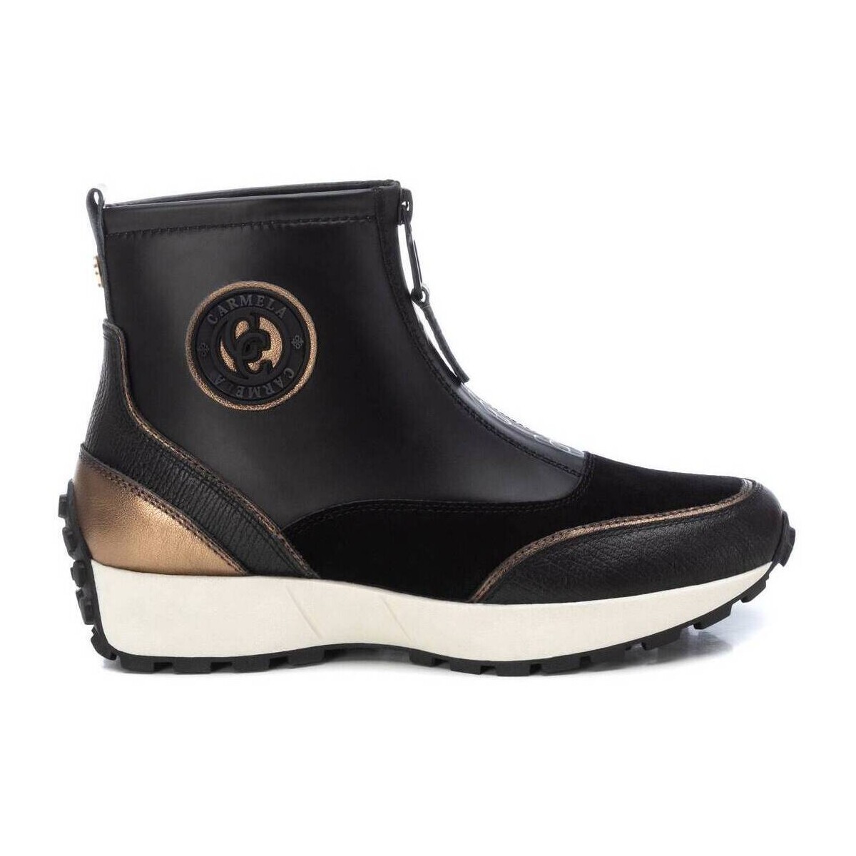 Carmela  16199502  Černá