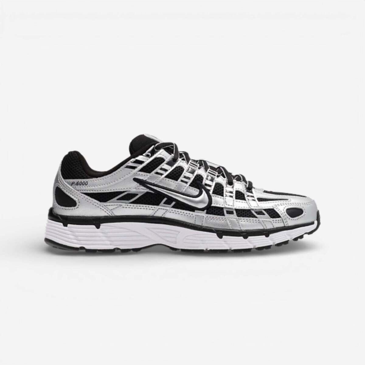 Nike  P-6000 Metallic Silver Black White (Women's)  Černá