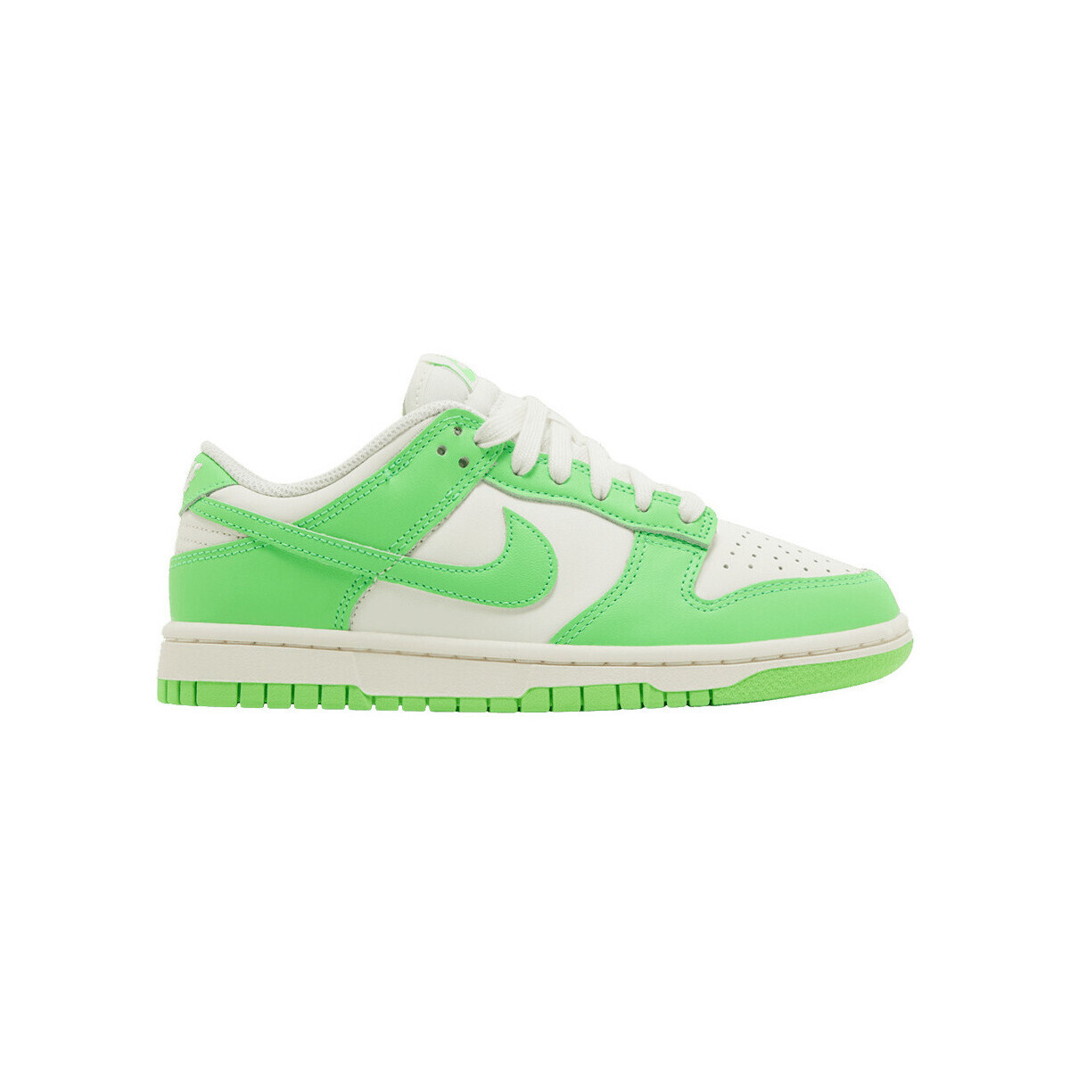 Nike  Dunk Low Green Strike (Women's)  Zelená