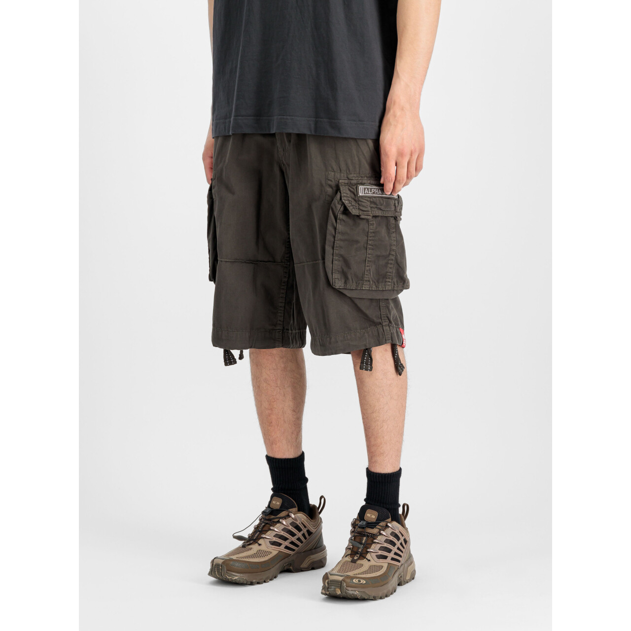 Kraťasy Alpha Industries Jet Short - tmavě olivové, 28