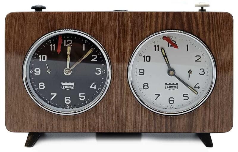 HES Originální indické dřevěné šachové hodiny značky HES