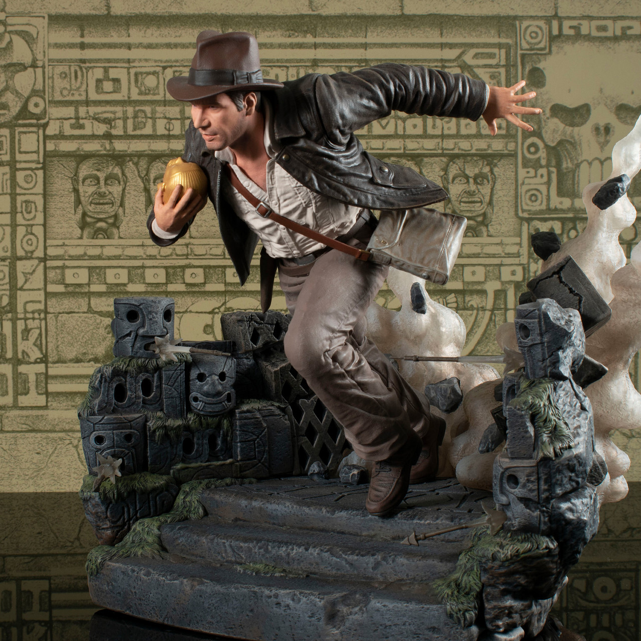 Diamond Direct | Indiana Jones Raiders of the Lost Ark - Escape with Idol (Deluxe Gallery PVC Statue) 25 cm