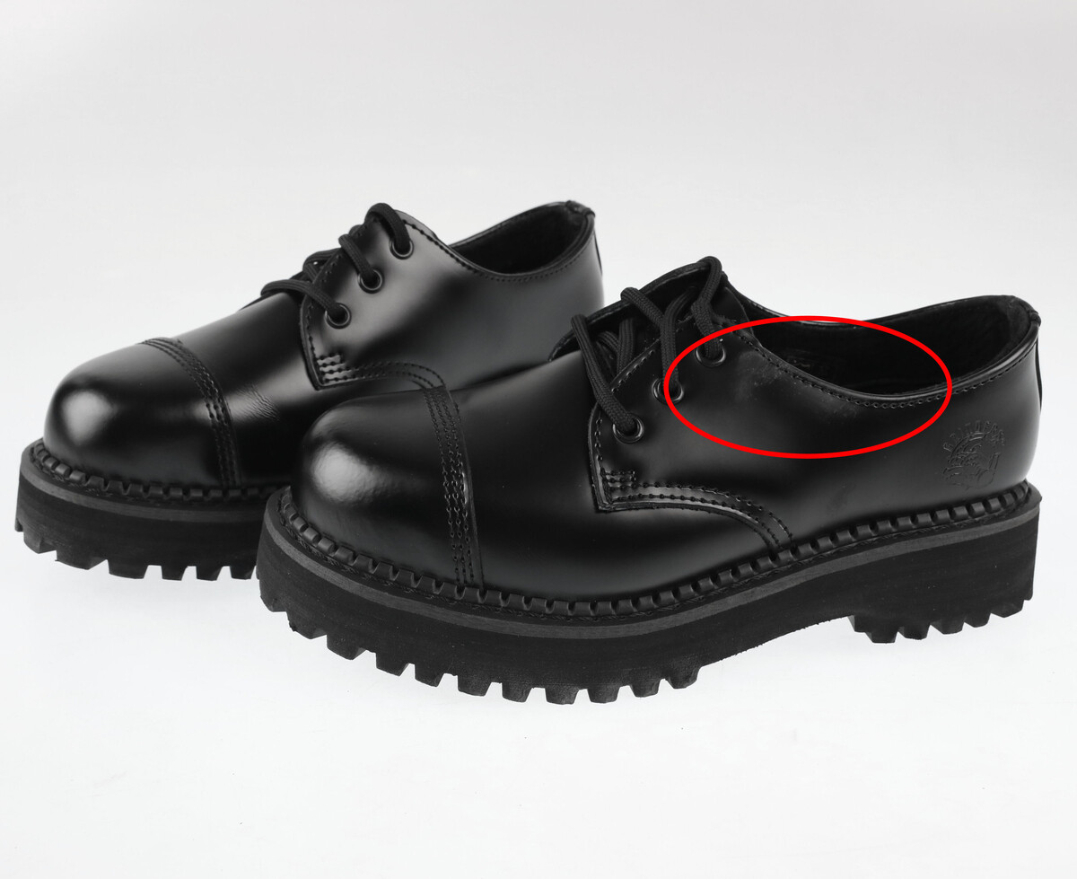 boty GRINDERS - BOXER CS BLACK - POŠKOZENÉ 39