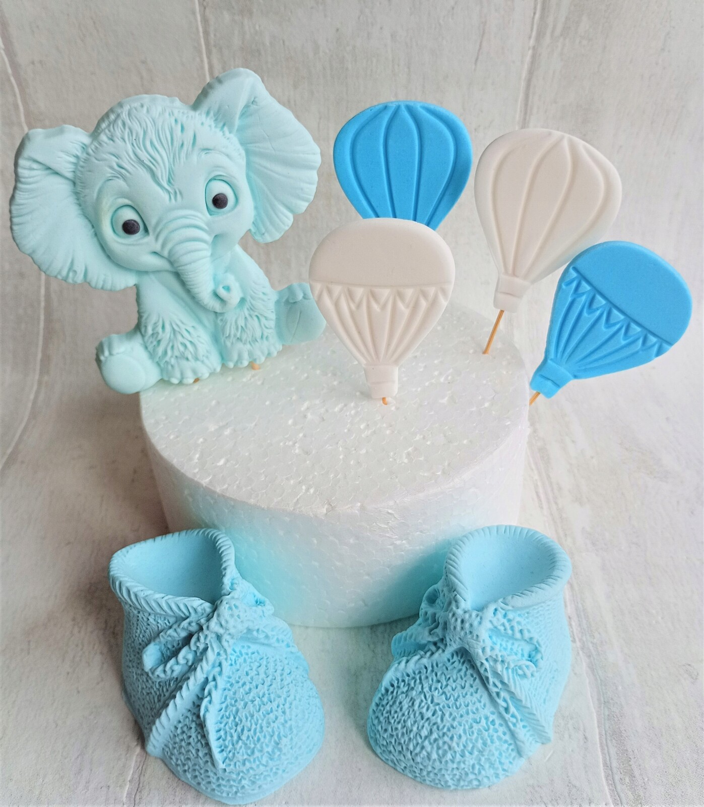 Slon botičky, balónky Dekorace na křtiny rok z cukrové hmoty na dort