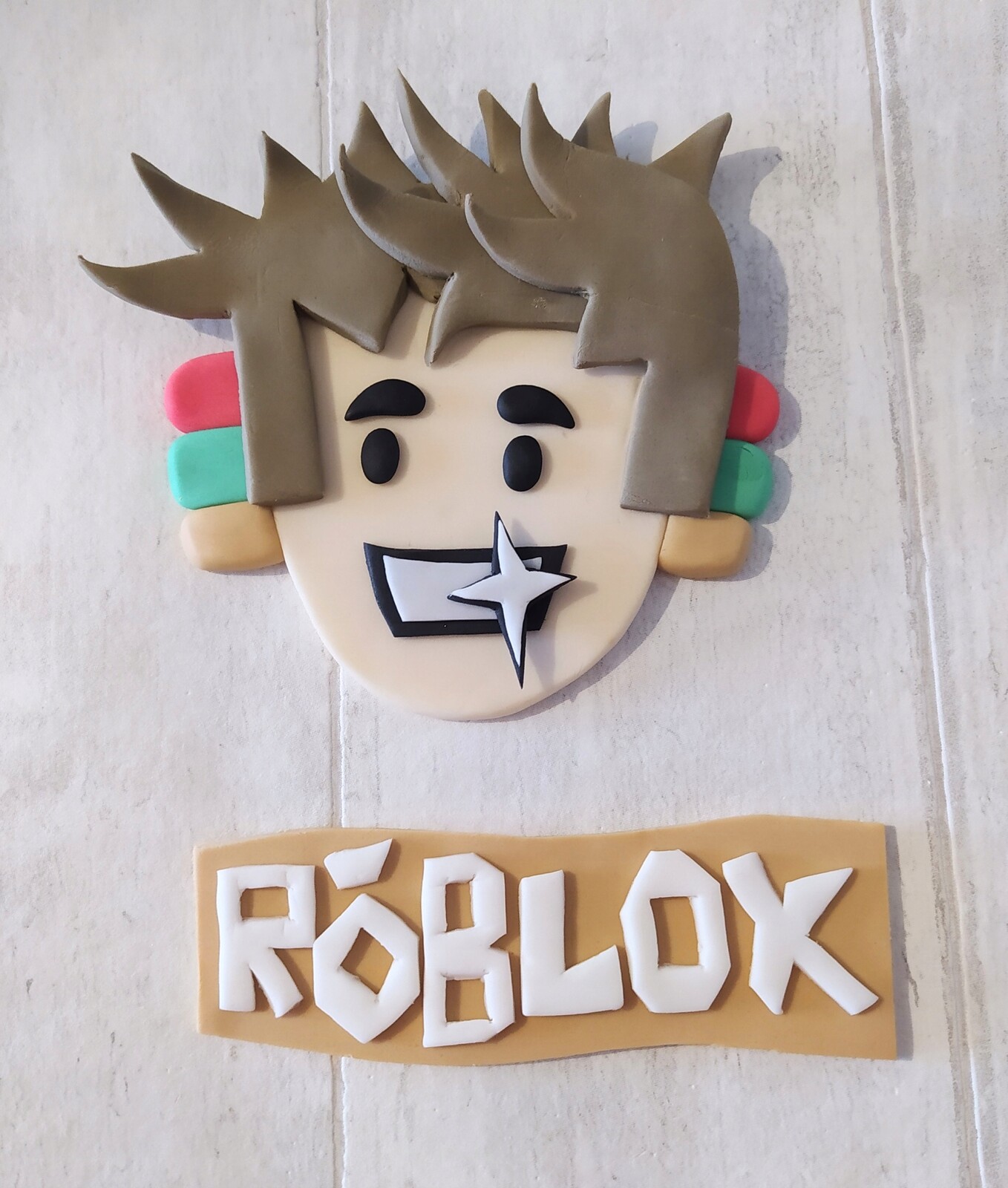 Roblox velká figurka nápis 2D Sada dekorací na dort z cukrové hmoty