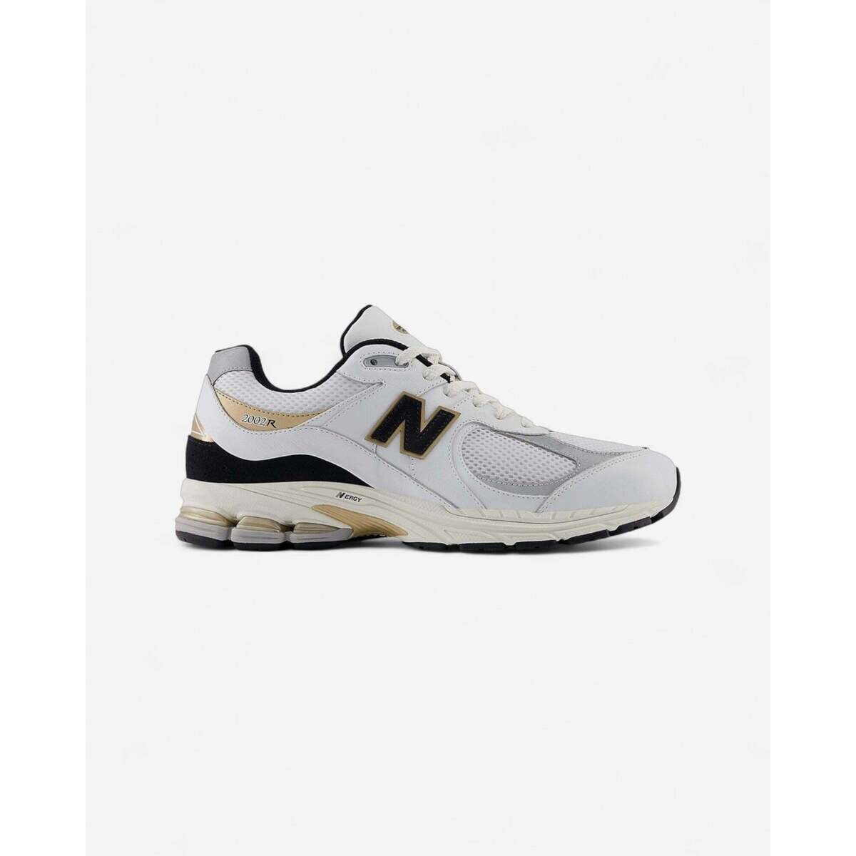 New Balance  2002R White Black Gold Metallic  Černá