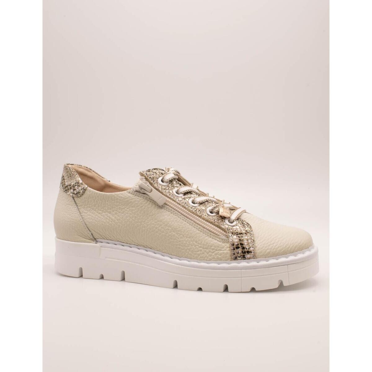 Jose Saenz  2001 Eva Bogota  Bílá