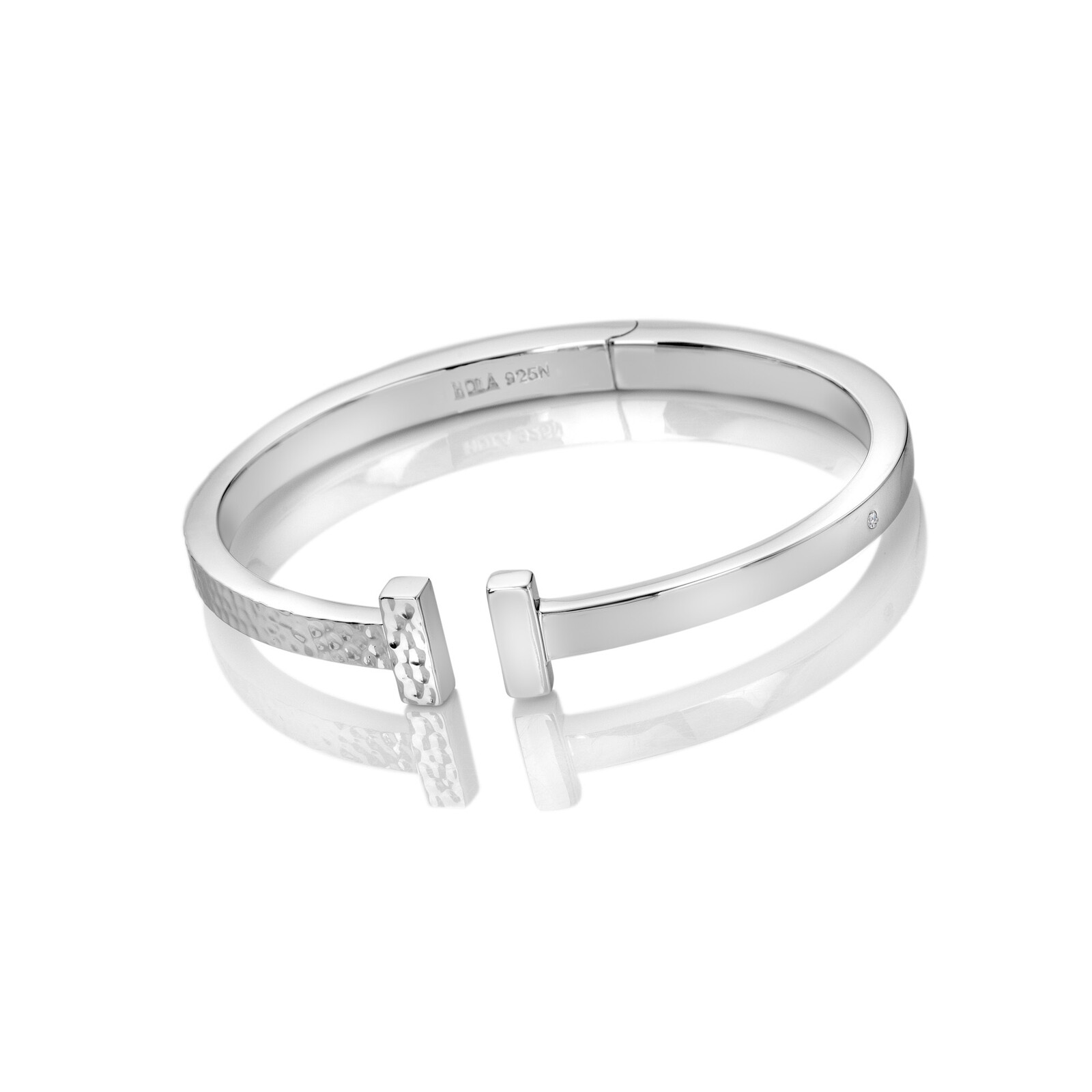 Hot Diamonds Otevřený stříbrný náramek s diamantem Much Loved DC227