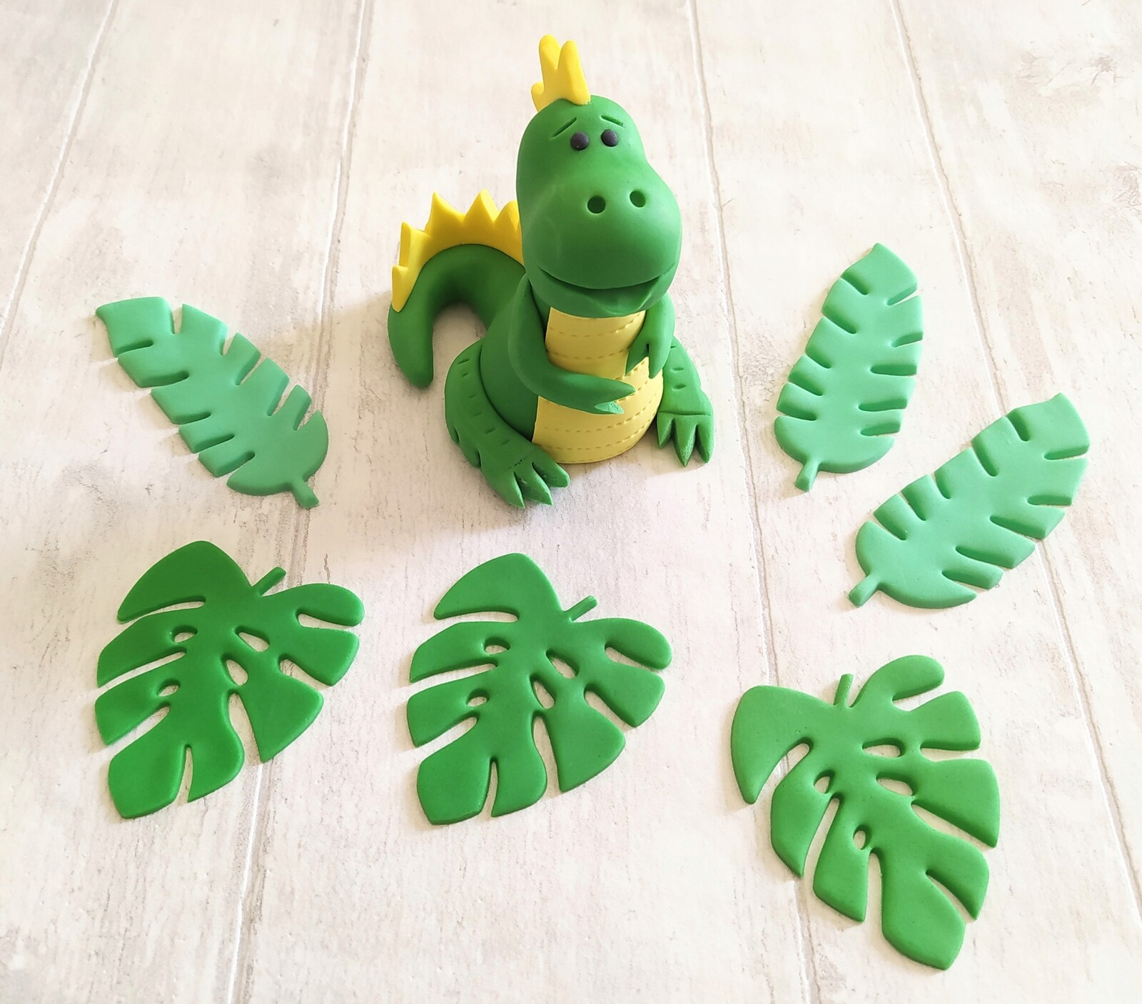 Dinosaurus T-rex dino listy 6 Ks na dort Sada dekorací z cukrové hmoty