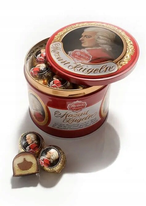 Pralinky s arašídovým krémem a pistáciovým marcipánem 15 kusů 300 g