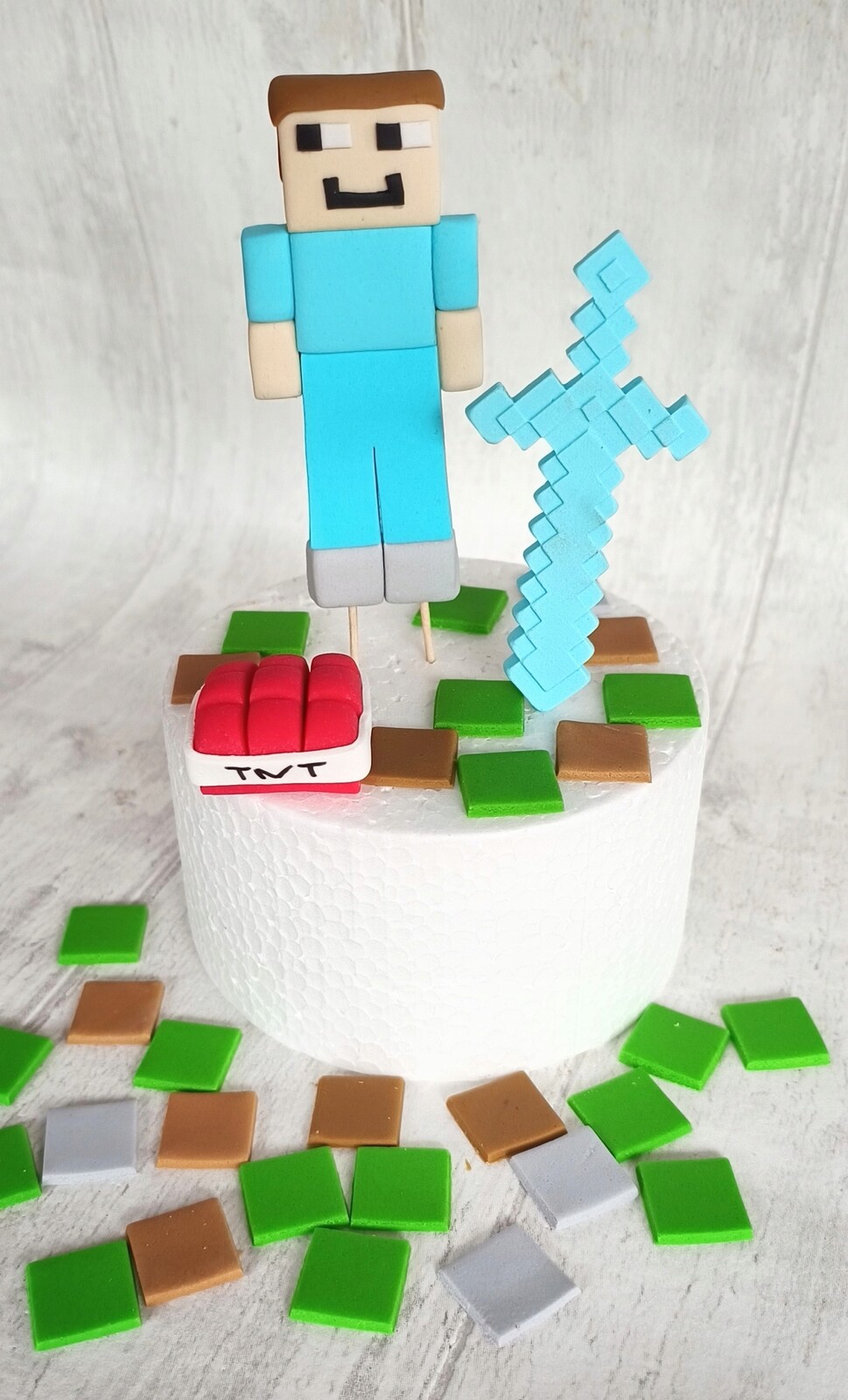 Steve Minecraft Meč Tnt a 30 čtverců dekorace z cukrové hmoty