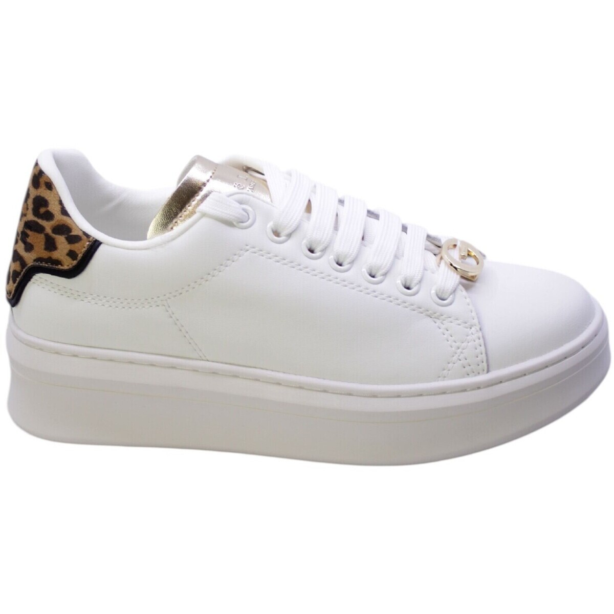 GaËlle Paris  146490  Bílá