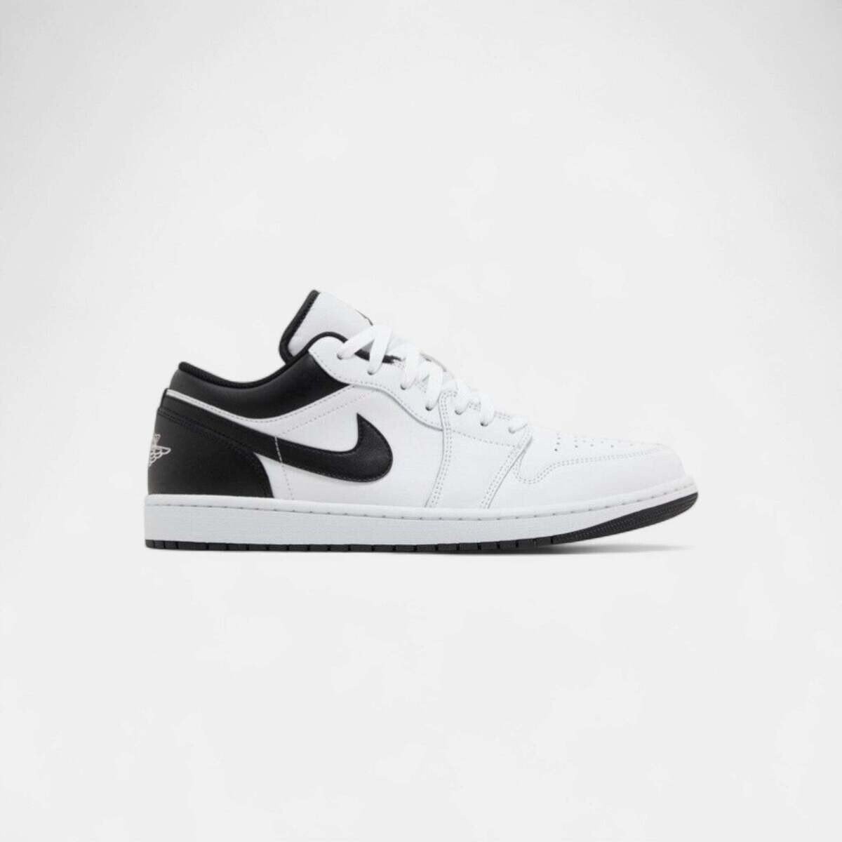 Nike  Jordan 1 Low White Black  Černá