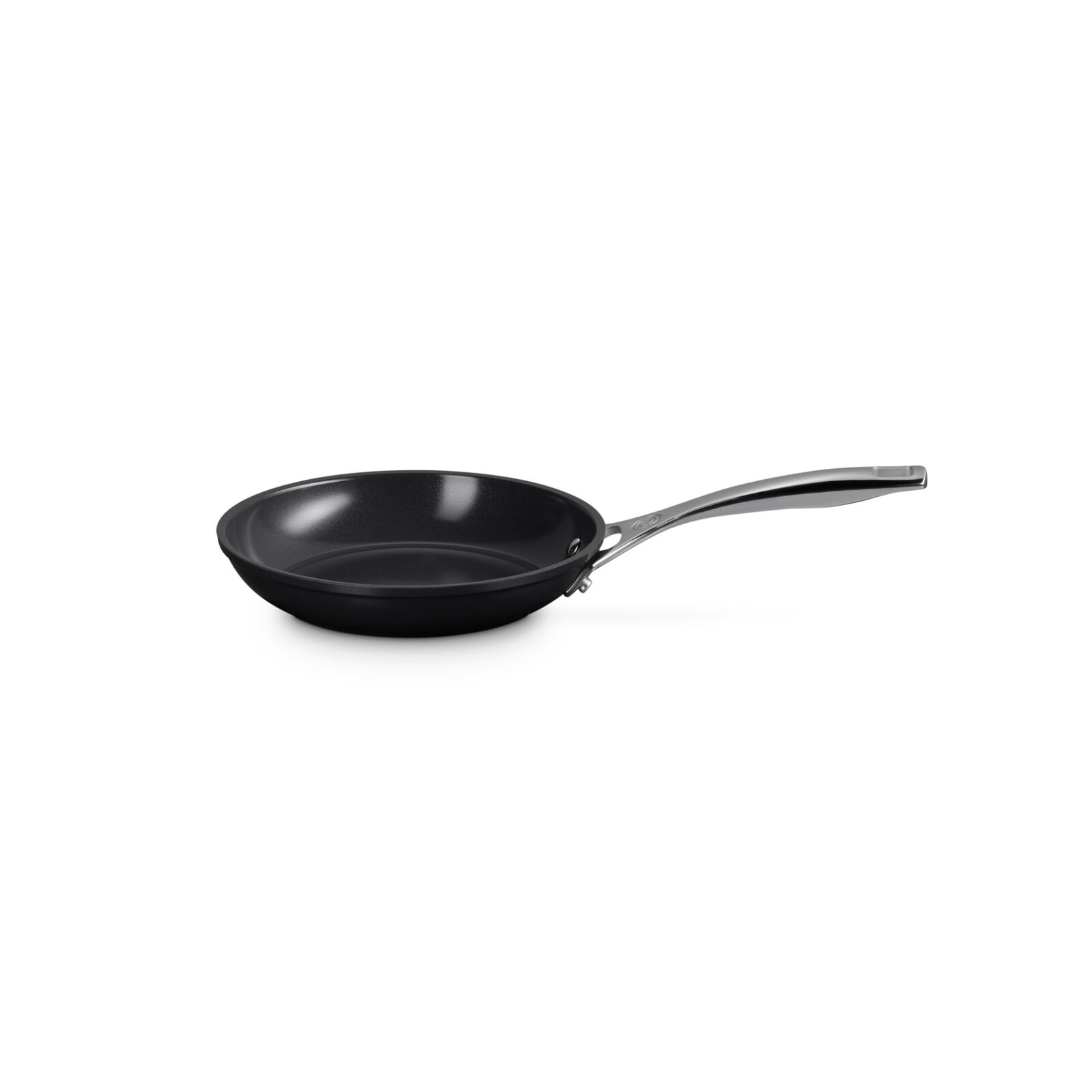 Nepřilnavá pánev ESSENTIAL 20 cm, černá, hliník, Le Creuset