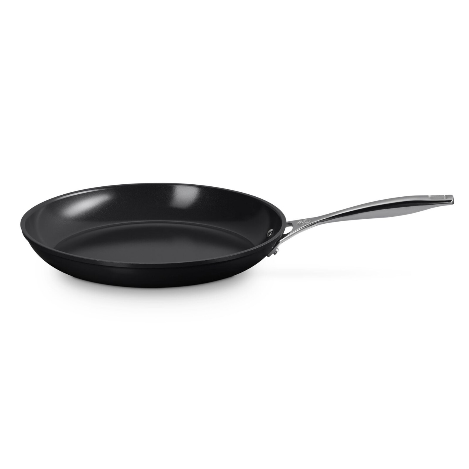 Nepřilnavá pánev ESSENTIAL 30 cm, černá, hliník, Le Creuset