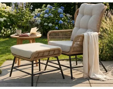 Zahradní křeslo s taburetem Soluna