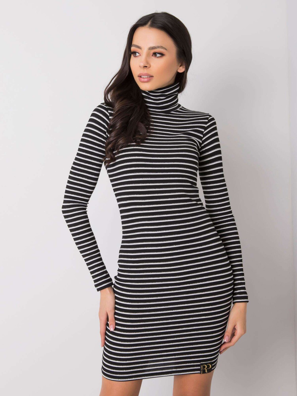 Černostříbrné šaty od Marcelly RUE PARIS