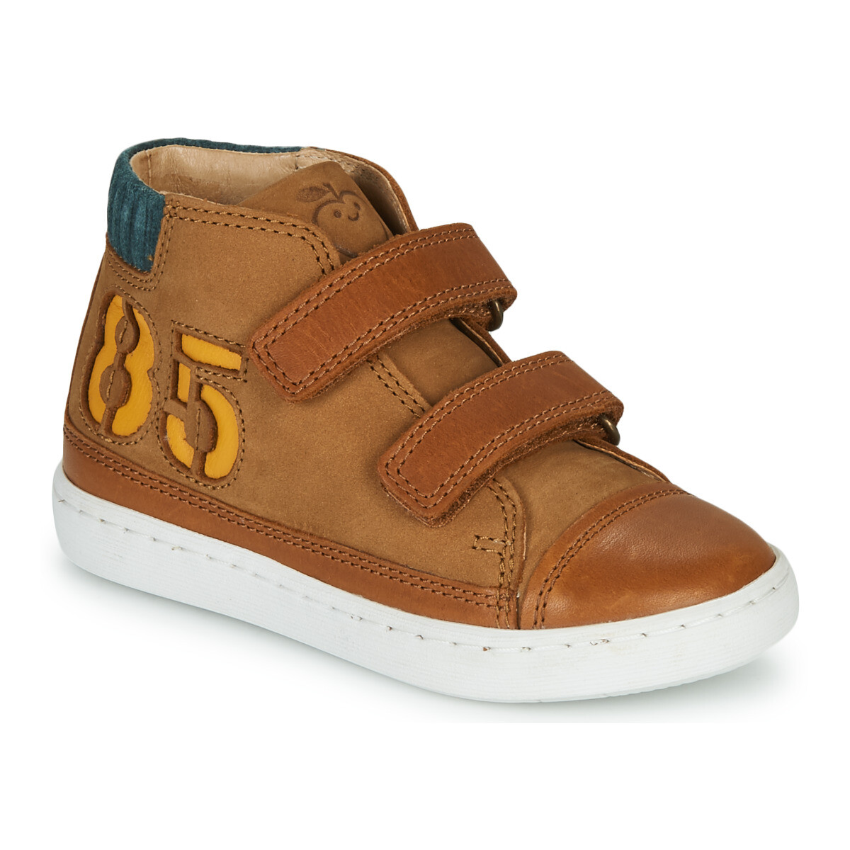 Shoo Pom  PLAY ALPHA  Hnědá