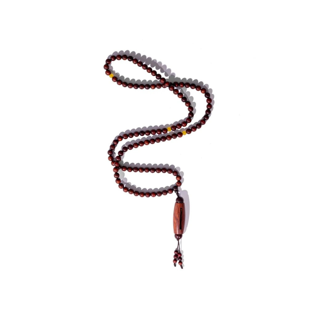 Dřevěný náhrdelník s kapslí Incognito - hnědý, M