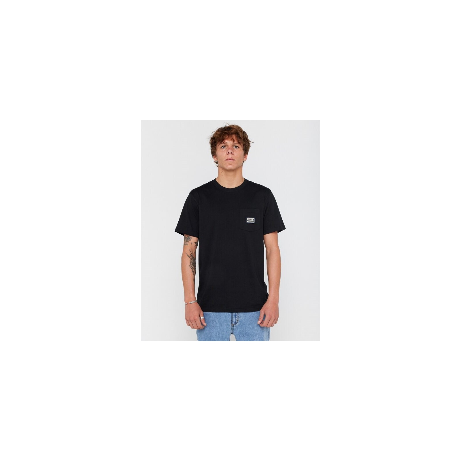 triko RIP CURL - Sportline Badge Ss Tee Black (90)