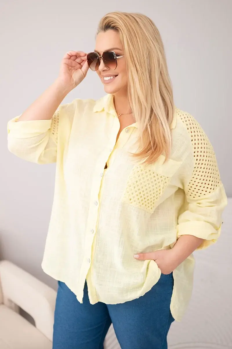 Plus size halenka s límcem a krajkou žlutá